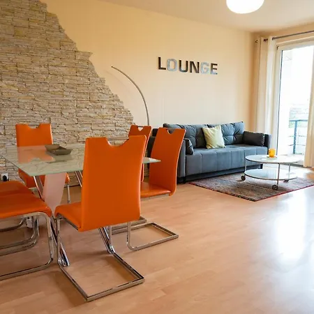 Art City-studio 7, Gross, Modern, Citynah, Kostenfreie Parkplaetze, Sued-balkon, Ruhig, Herkulesblick, Voll Ausgestattet Kassel