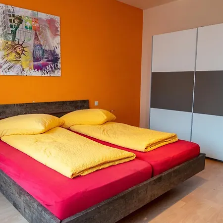 Appartamento Art City-studio 7, Gross, Modern, Citynah, Kostenfreie Parkplaetze, Sued-balkon, Ruhig, Herkulesblick, Voll Ausgestattet *