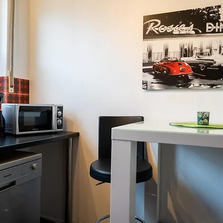 Art City-studio 7, Gross, Modern, Citynah, Kostenfreie Parkplaetze, Sued-balkon, Ruhig, Herkulesblick, Voll Ausgestattet カッセル