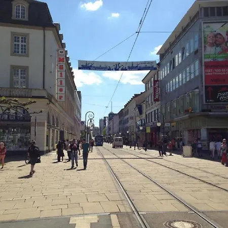 Art City-studio 7, Gross, Modern, Citynah, Kostenfreie Parkplaetze, Sued-balkon, Ruhig, Herkulesblick, Voll Ausgestattet Appartamento *