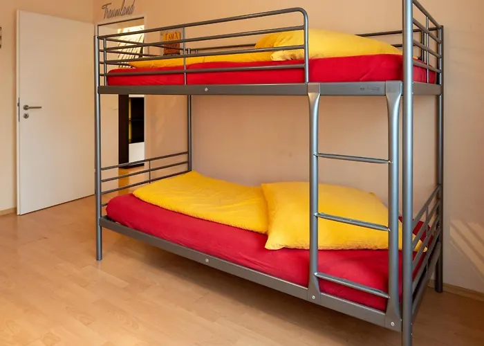 Art City-studio 7, Gross, Modern, Citynah, Kostenfreie Parkplaetze, Sued-balkon, Ruhig, Herkulesblick, Voll Ausgestattet *